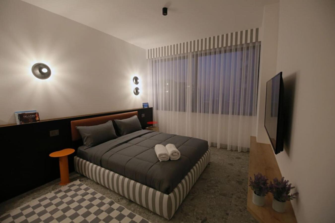 Mood 1br Gemmayze Apartment Beirut